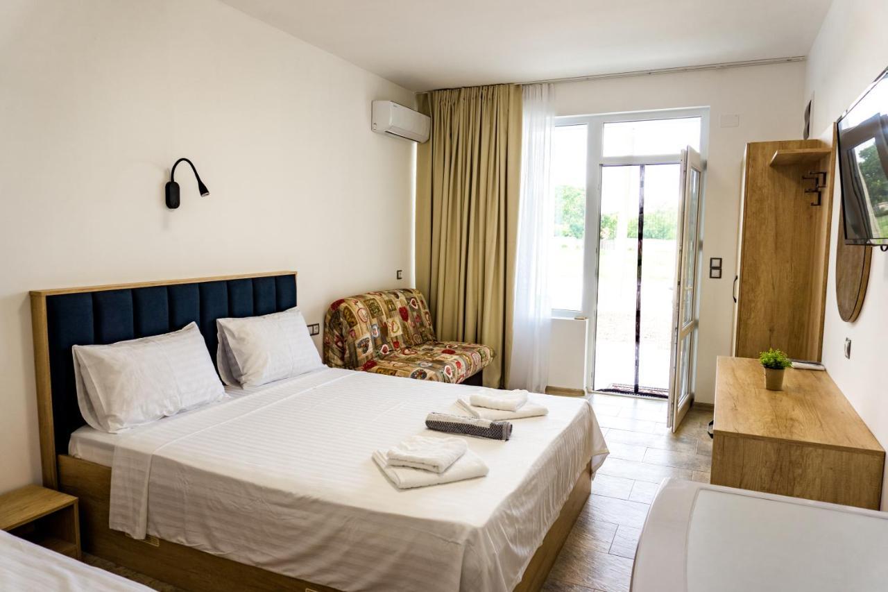 Hotel Комплекс Радост Ezerets Zewnętrze zdjęcie
