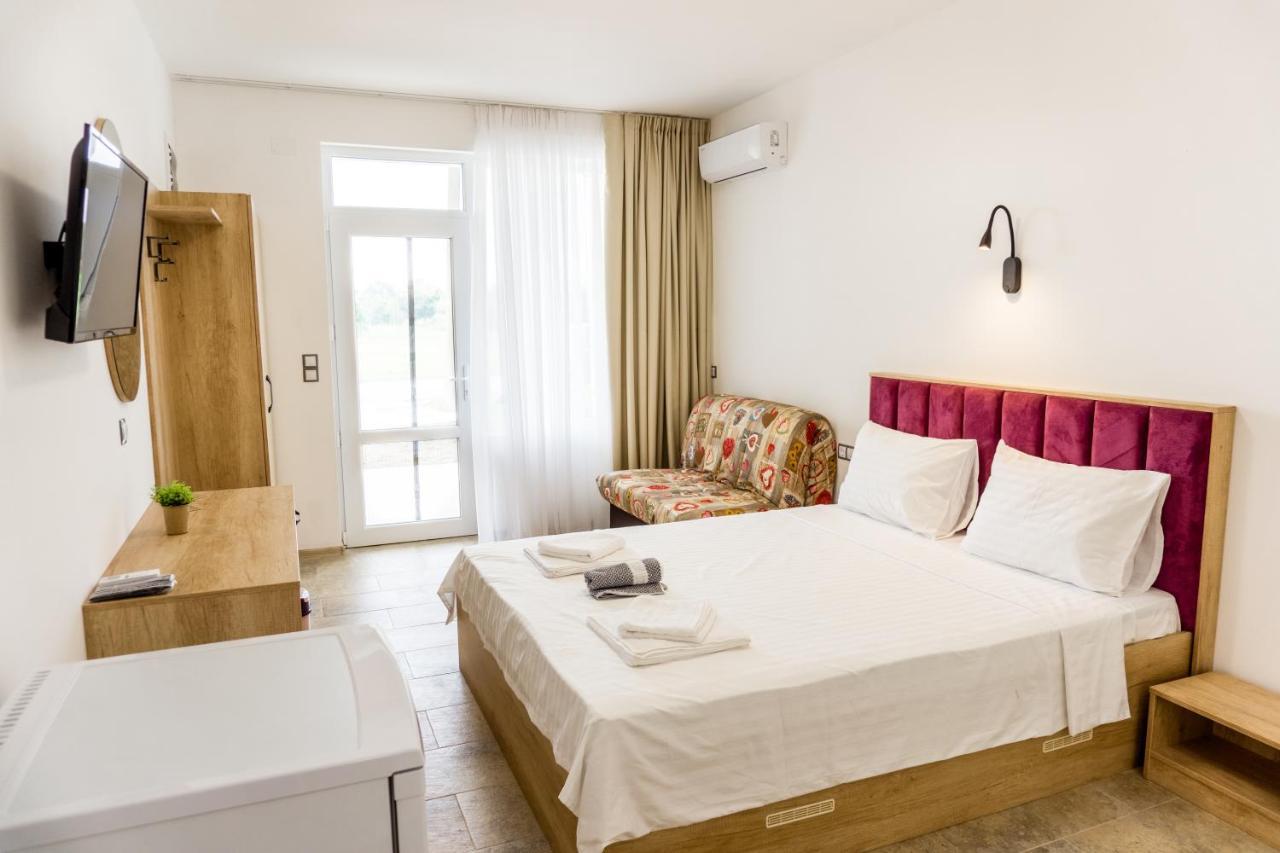 Hotel Комплекс Радост Ezerets Zewnętrze zdjęcie