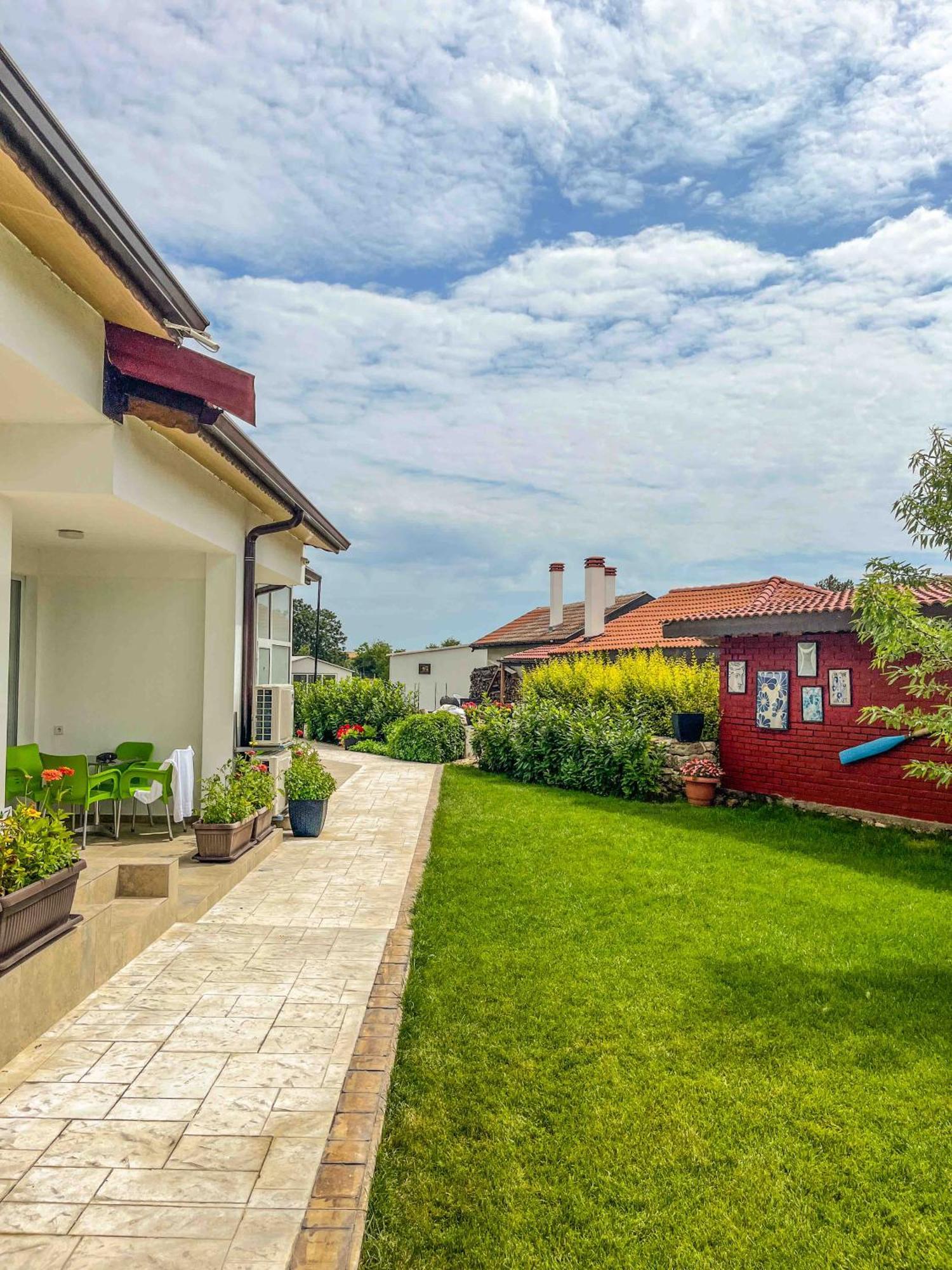 Hotel Комплекс Радост Ezerets Zewnętrze zdjęcie
